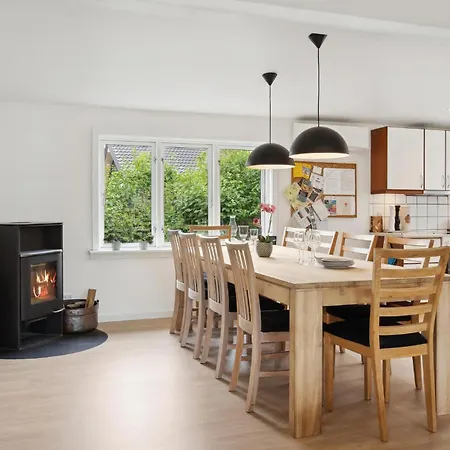 5 Bedroom In Casa de Férias Asperup