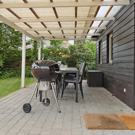 5 Bedroom In Asperup